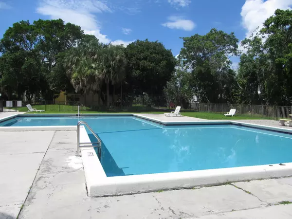 Deerfield Beach, FL 33441,737 SE 1st WAY 210