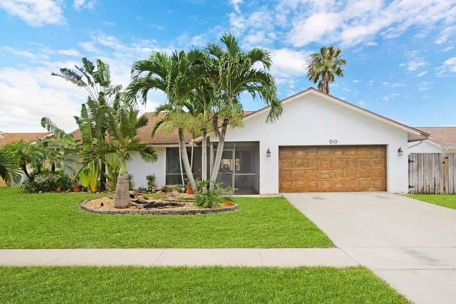 50 Vista Del Rio, Boynton Beach, FL 33426