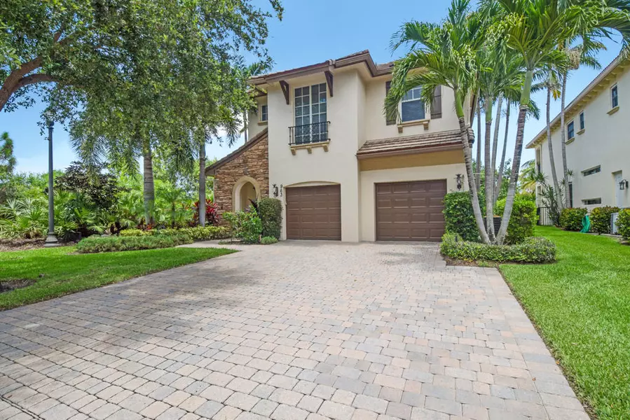 963 Mill Creek DR, Palm Beach Gardens, FL 33410