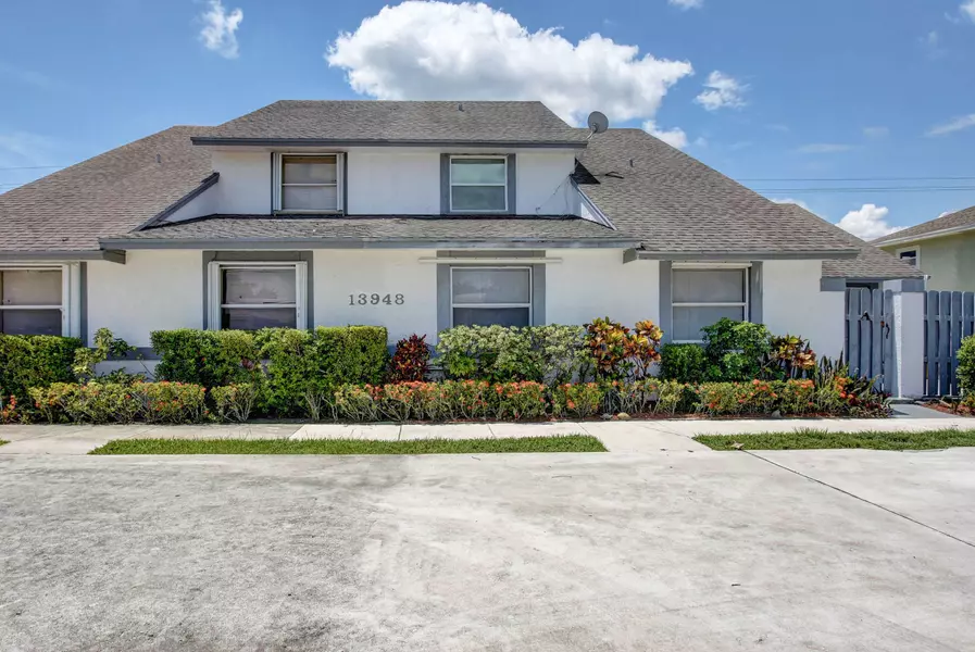 13948 Folkestone CIR A, Wellington, FL 33414