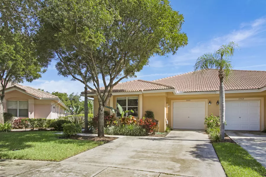 2569 N Coral Trace CIR, Delray Beach, FL 33445