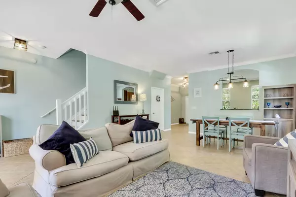 Jupiter, FL 33458,179 E Thatch Palm CIR