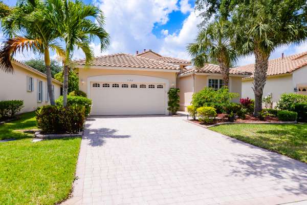 306 NW Toscane TRL, Port Saint Lucie, FL 34986