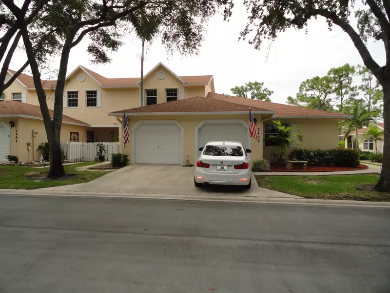 2406 Maplewood DR, Greenacres, FL 33415