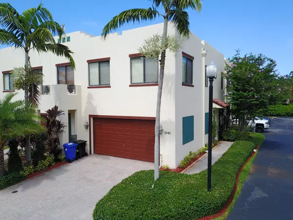 3242 SW 16 TER, Fort Lauderdale, FL 33315