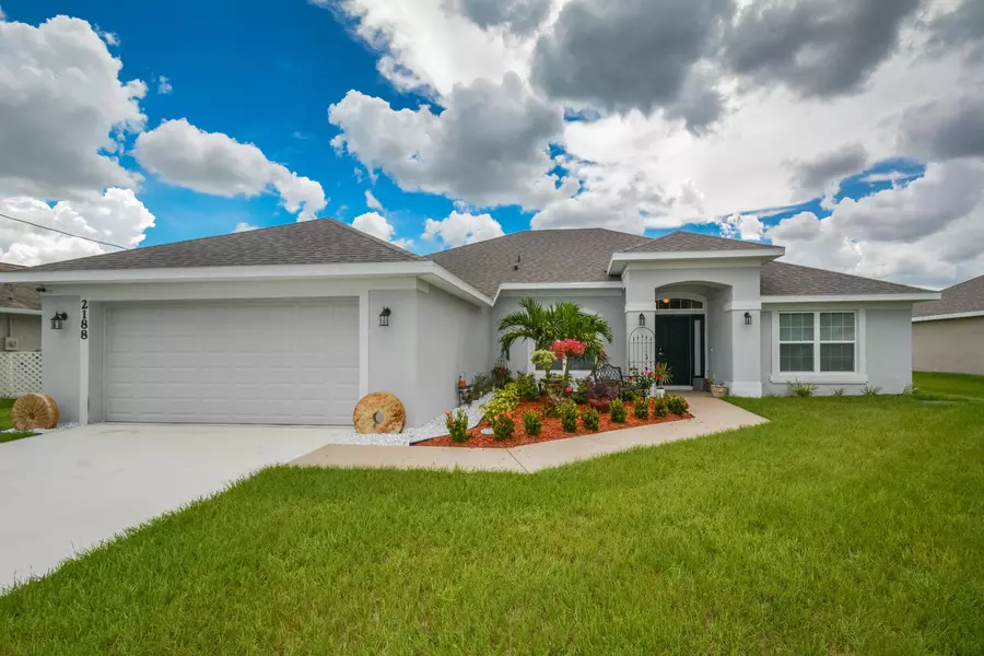 2188 SW Monterrey LN, Port Saint Lucie, FL 34953