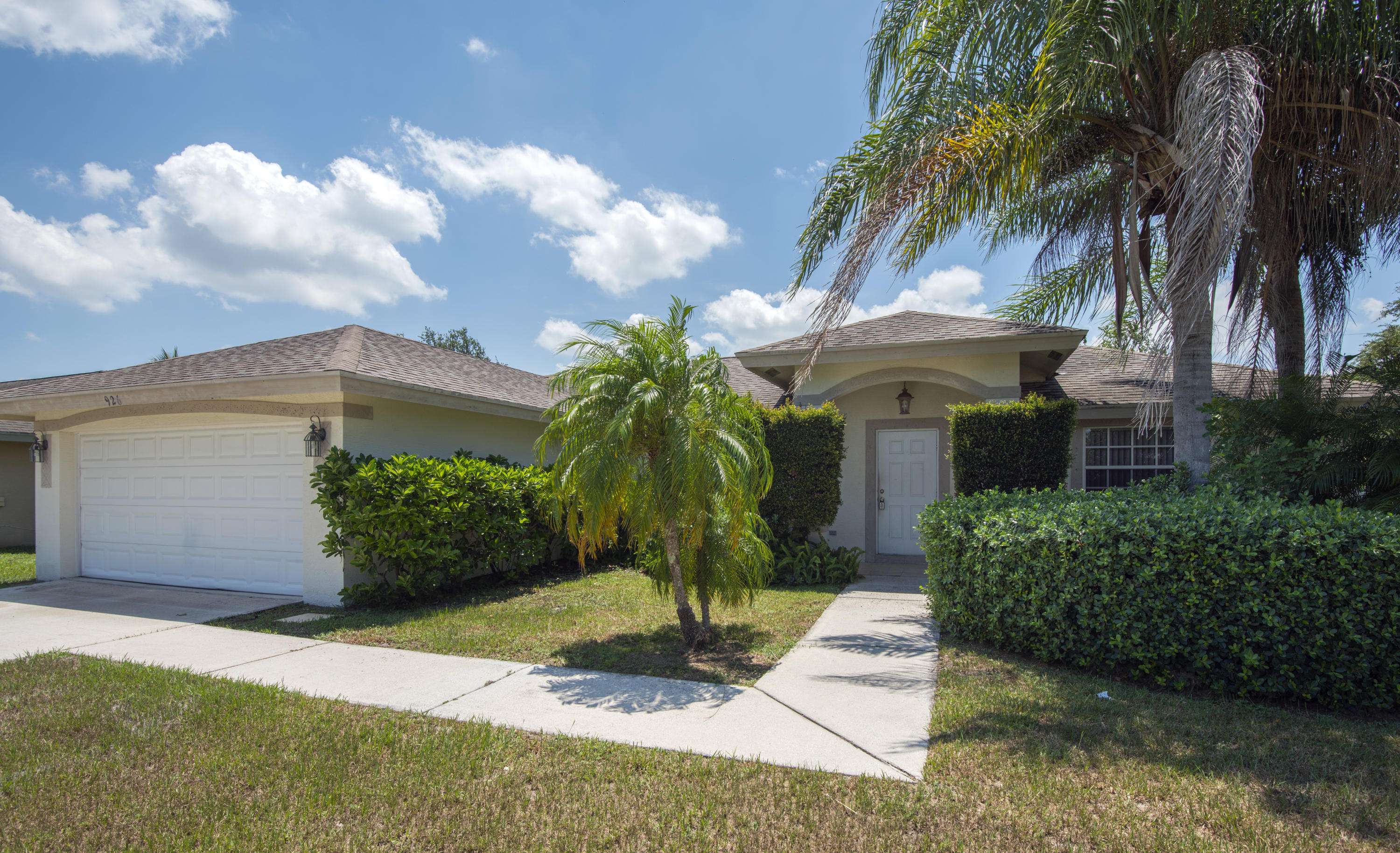 926 SW Gwendolen TER, Port Saint Lucie, FL 34953