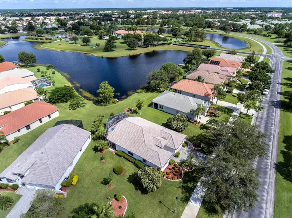 Port Saint Lucie, FL 34986,568 SW Lake Charles CIR