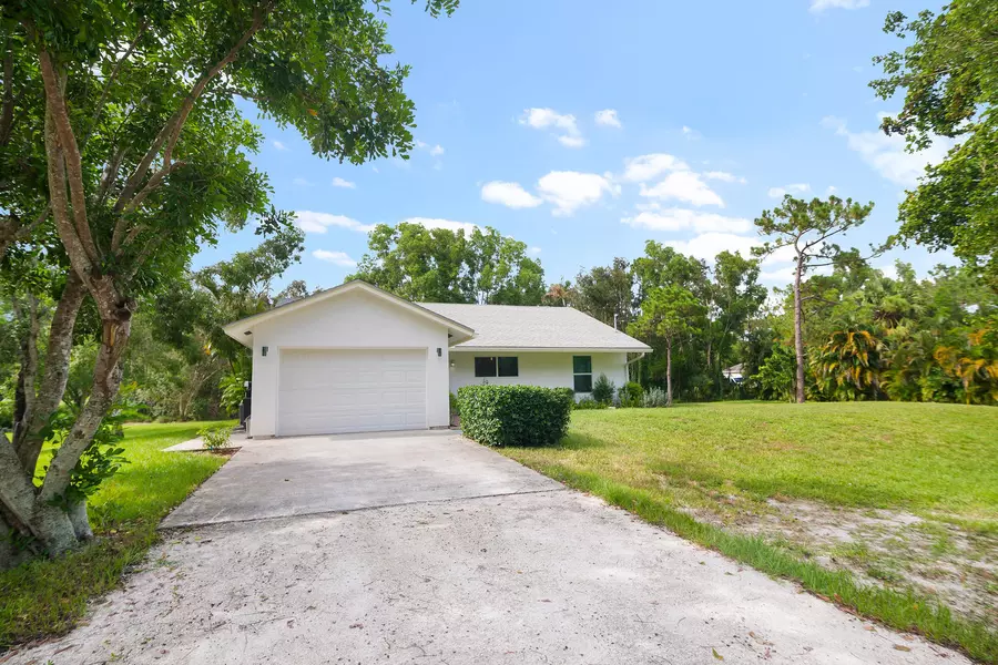 18645 N 41st RD, Loxahatchee, FL 33470