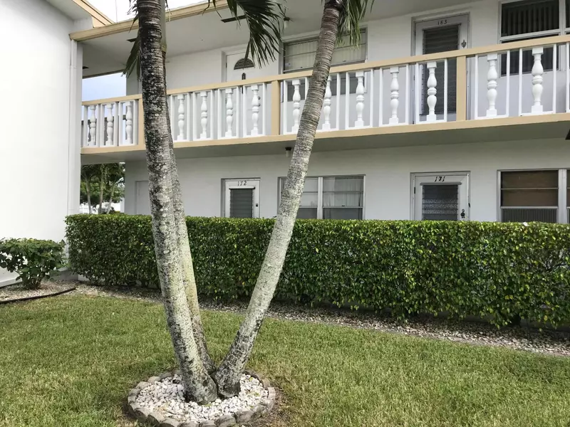 172 Easthampton H, West Palm Beach, FL 33417