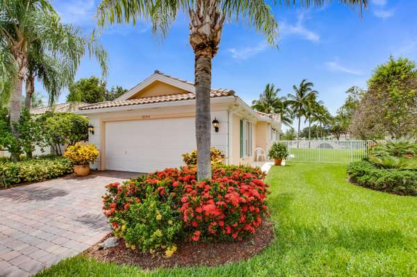 8244 Cozumel LN, Wellington, FL 33414