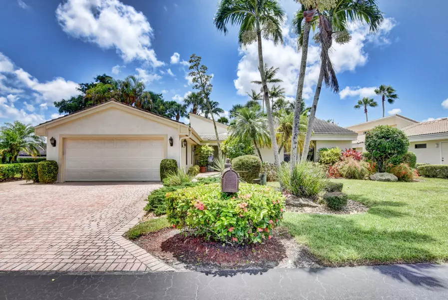 20414 Woodbridge LN, Boca Raton, FL 33434