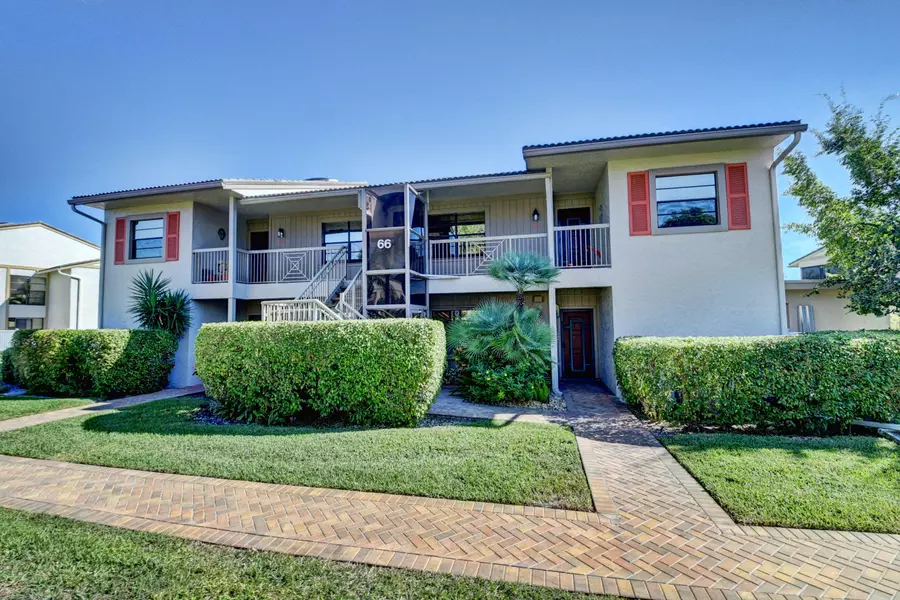 66 Eastgate DR B, Boynton Beach, FL 33436