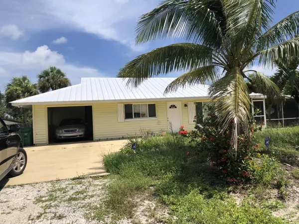 222 Julian DR, Fort Pierce, FL 34946