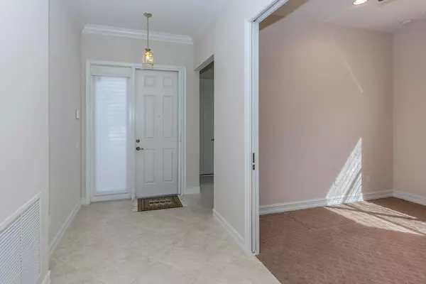 Boynton Beach, FL 33437,6842 Watertown DR