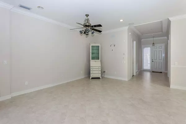 Boynton Beach, FL 33437,6842 Watertown DR