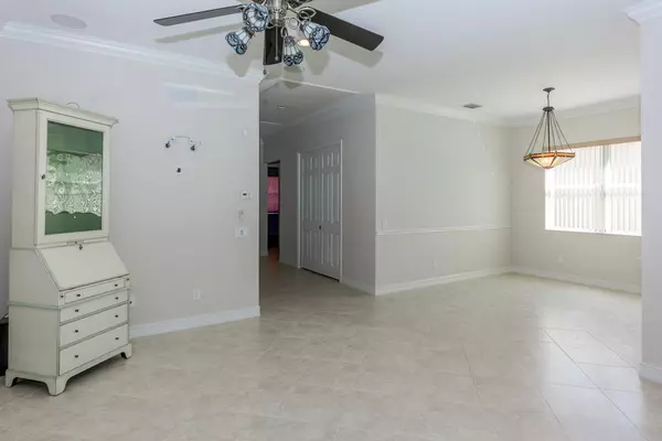 Boynton Beach, FL 33437,6842 Watertown DR