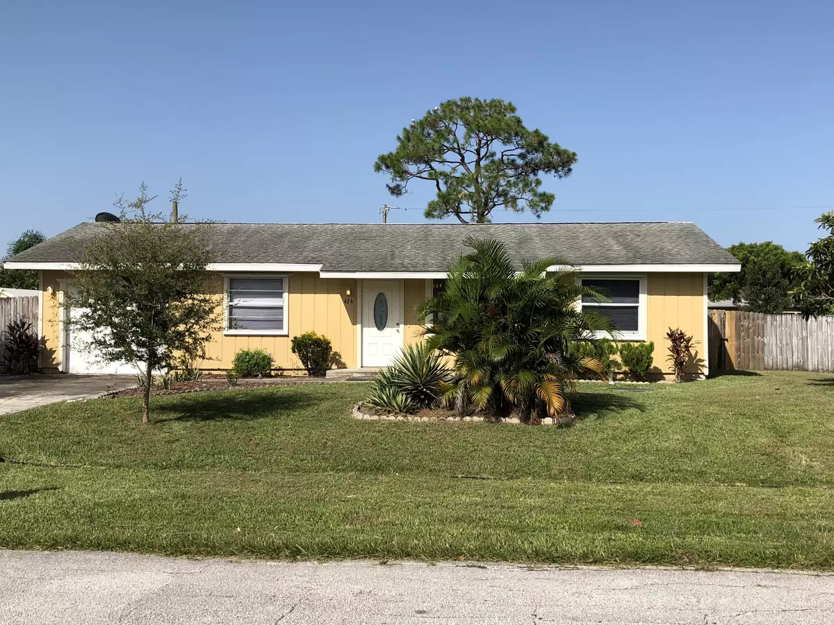 Port Saint Lucie, FL 34983,424 NW Ravenswood LN