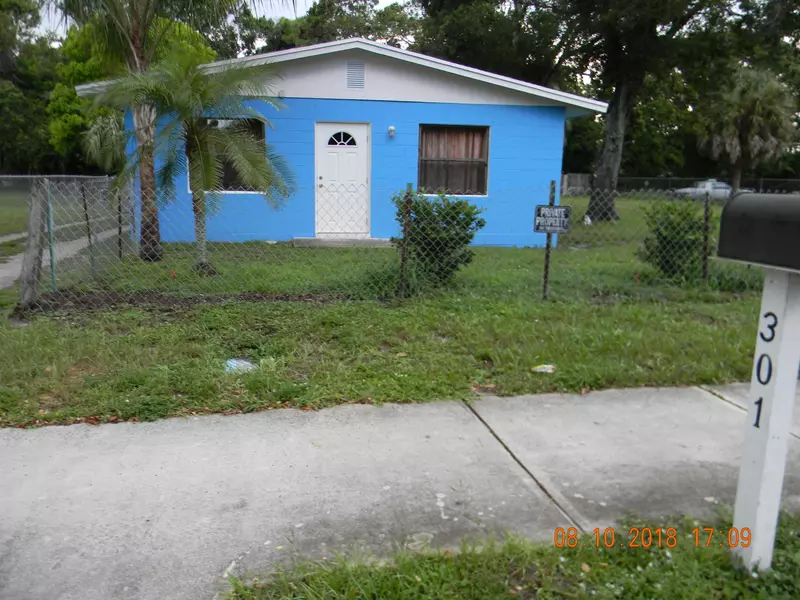 301 N 17th ST, Fort Pierce, FL 34949