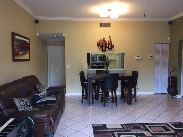 Pembroke Pines, FL 33026,11618 NW 11th ST 11618