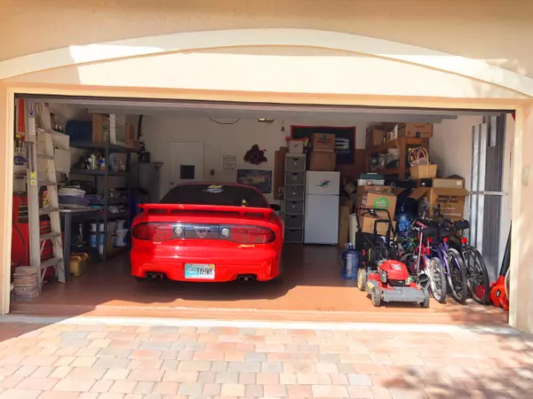 Deerfield Beach, FL 33442,1363 SW 44th TER