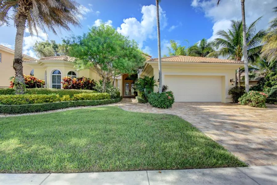 8047 Laurel Ridge CT, Delray Beach, FL 33446