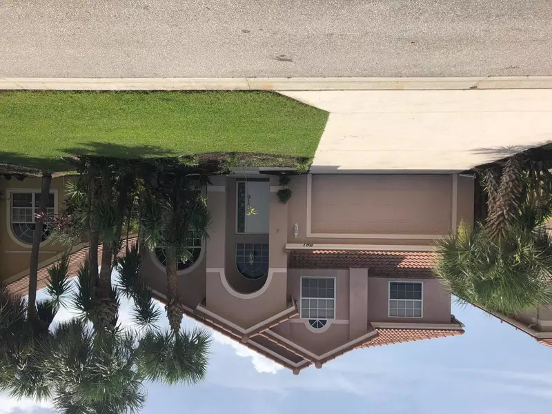 7677 Trenton DR, Lake Worth, FL 33467