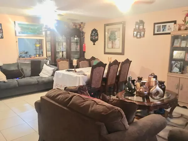 Lake Worth, FL 33463,4573 Barclay CRES