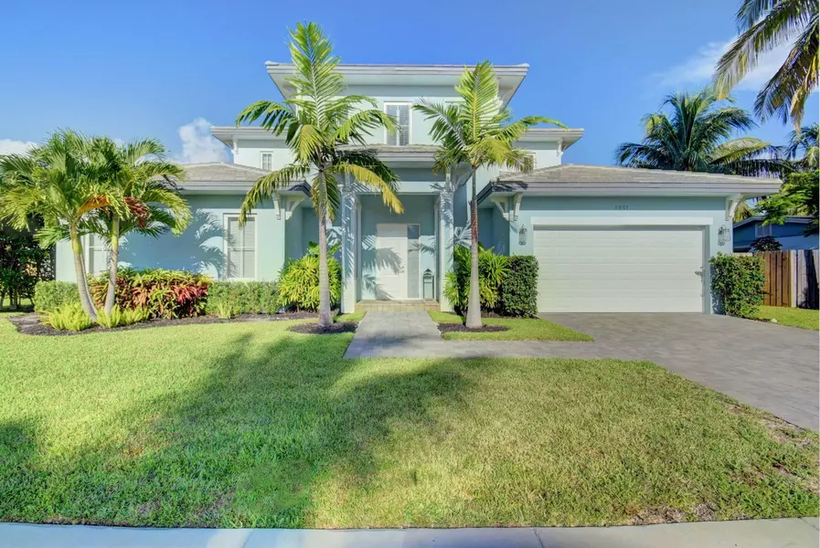 1051 NE NE 3rd AVE, Boca Raton, FL 33432