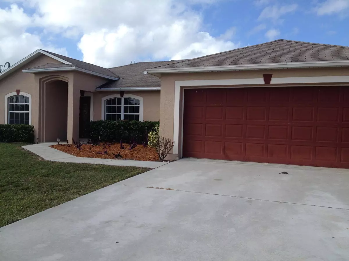 Port Saint Lucie, FL 34953,196 SW Ridgecrest DR