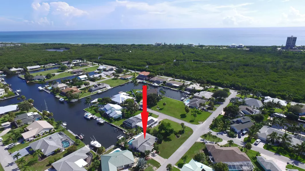 14 Sovereign WAY, Hutchinson Island, FL 34949