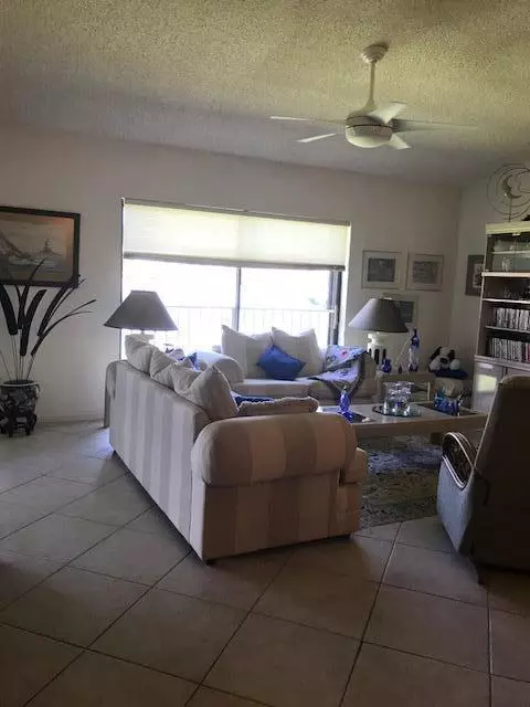 Hutchinson Island, FL 34949,3216 S Lakeview CIR 5203