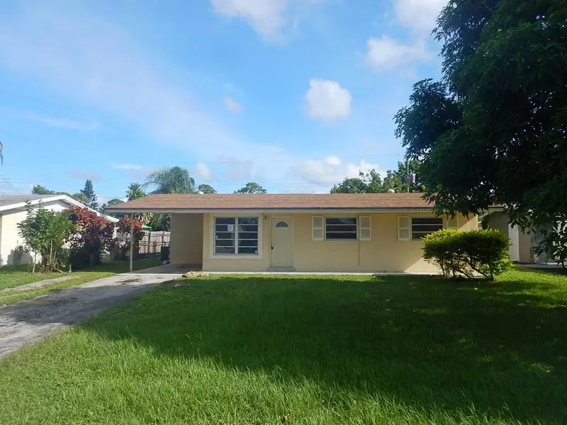 5639 Souchak DR, West Palm Beach, FL 33413