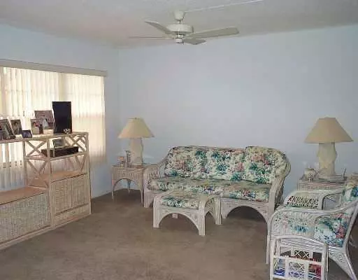 Boca Raton, FL 33434,171 Suffolk E 171