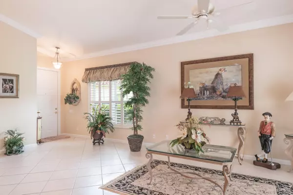 Port Saint Lucie, FL 34986,603 NW Treves CT