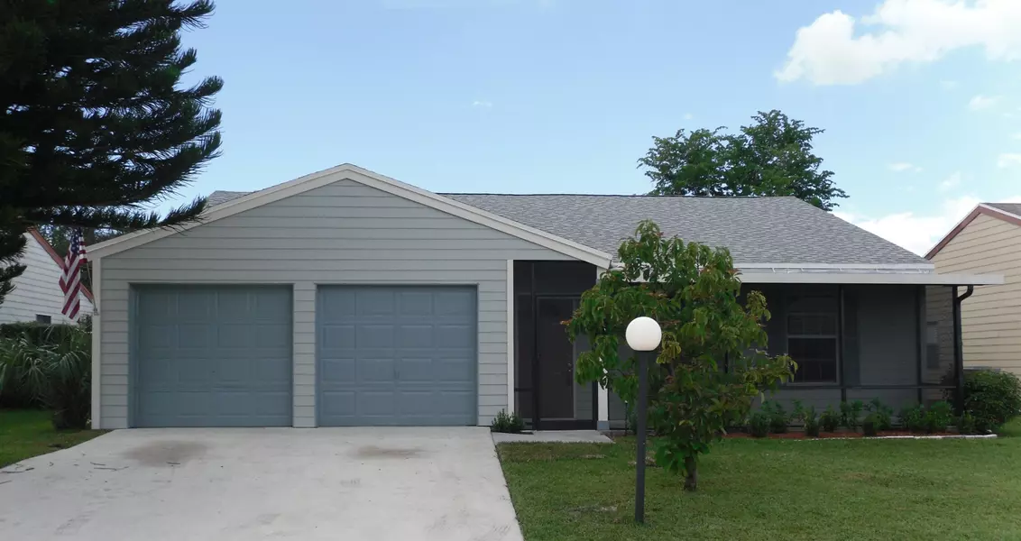 5067 E Canal CIR, Lake Worth, FL 33467