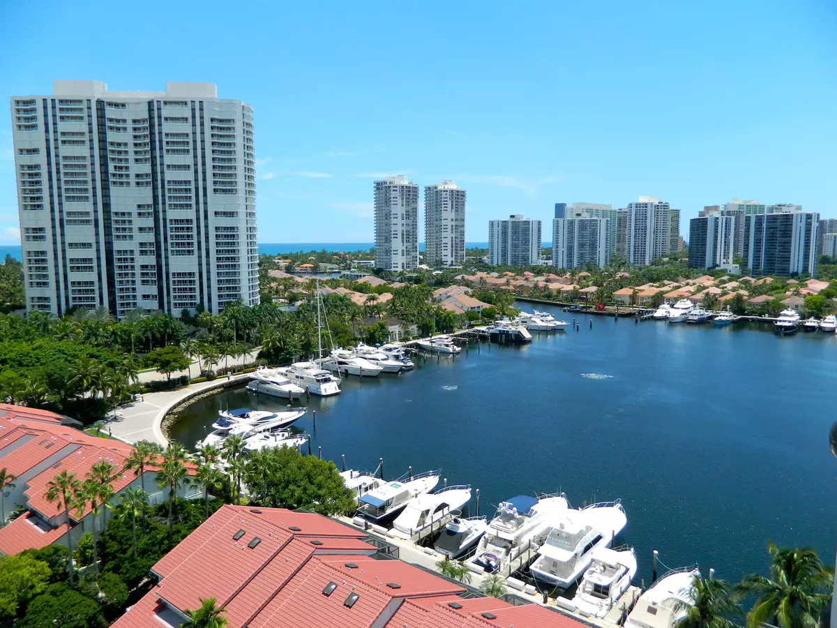 Aventura, FL 33180,3610 Yacht Club DR 1506