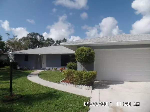 Port Saint Lucie, FL 34983,440 SE Galleon LN