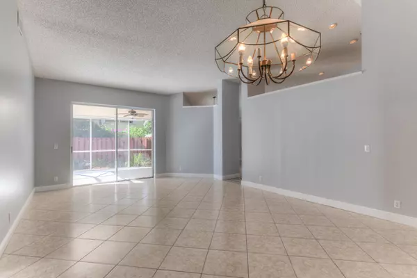 Palm Beach Gardens, FL 33410,10131 Caoba ST