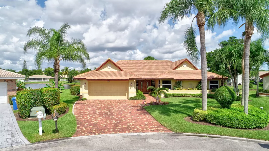 560 NW 108th AVE, Coral Springs, FL 33071