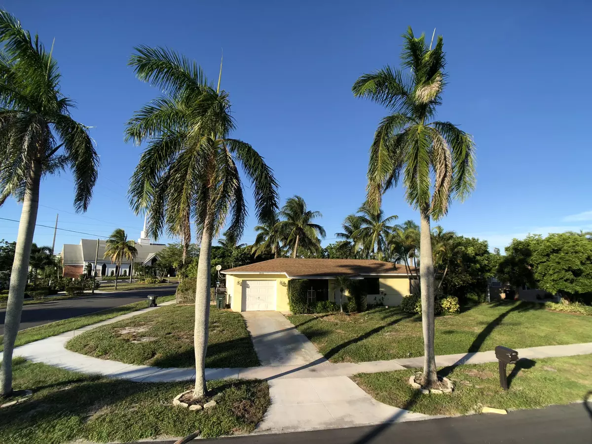 Lake Worth, FL 33461,2044 S S 7th CT