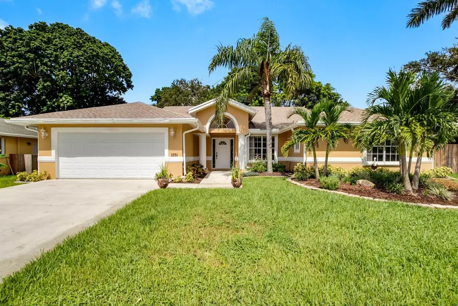 1251 Rowayton CIR, Wellington, FL 33414