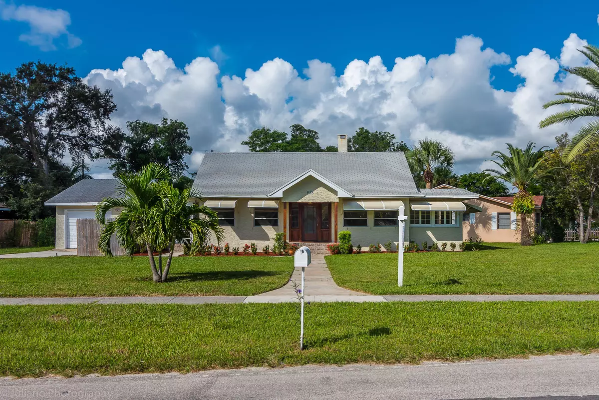 Lantana, FL 33462,613 S Lake DR