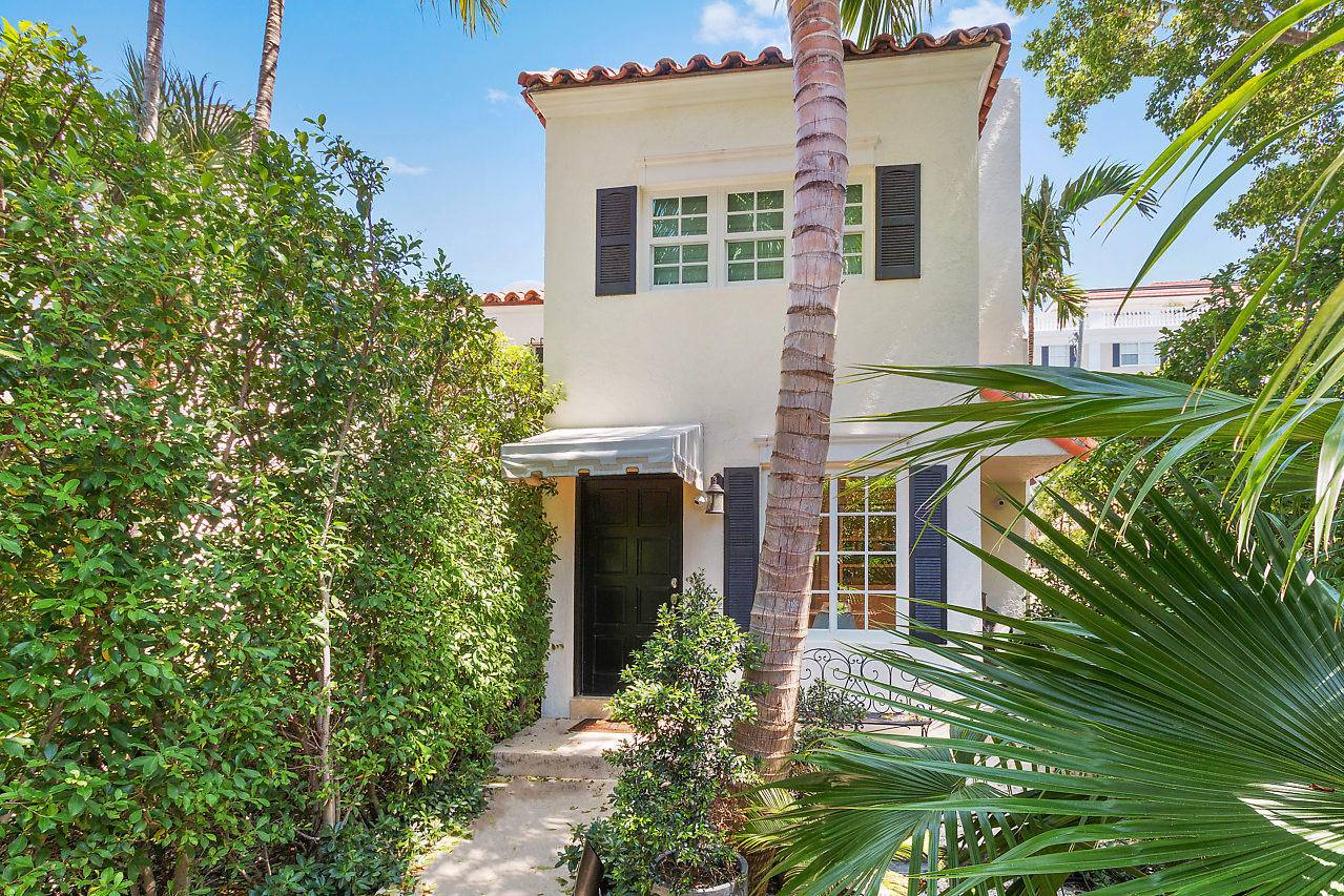 411 Australian AVE 3, Palm Beach, FL 33480