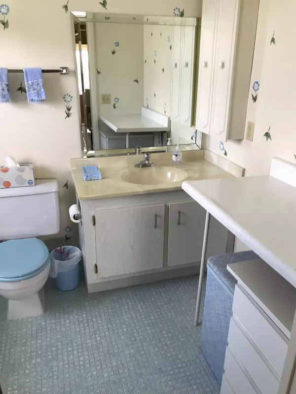 Boca Raton, FL 33434,2073 Exeter E