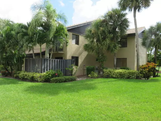 5324 S Fountains DR, Lake Worth, FL 33467