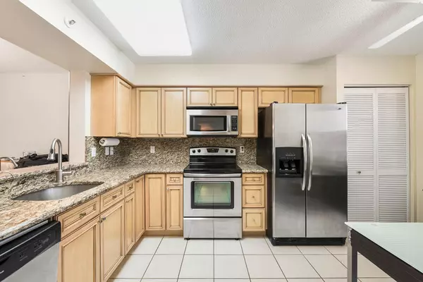 Delray Beach, FL 33484,6080 Huntwick Terrace 305