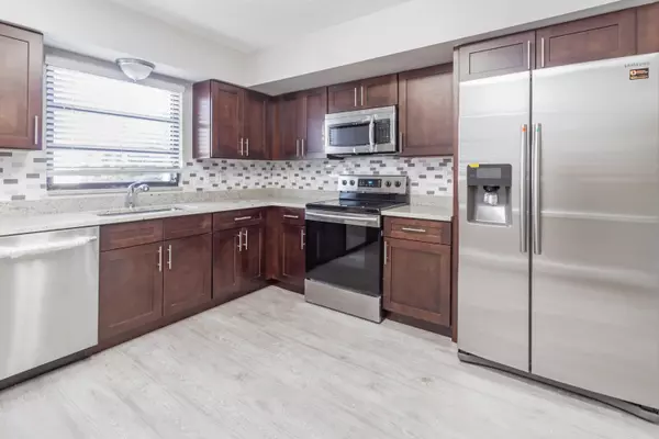 Jupiter, FL 33458,602 Oak TER