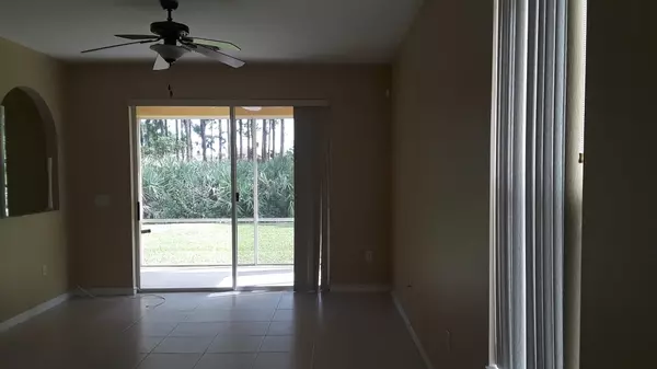 Port Saint Lucie, FL 34986,564 SW Indian Key DR