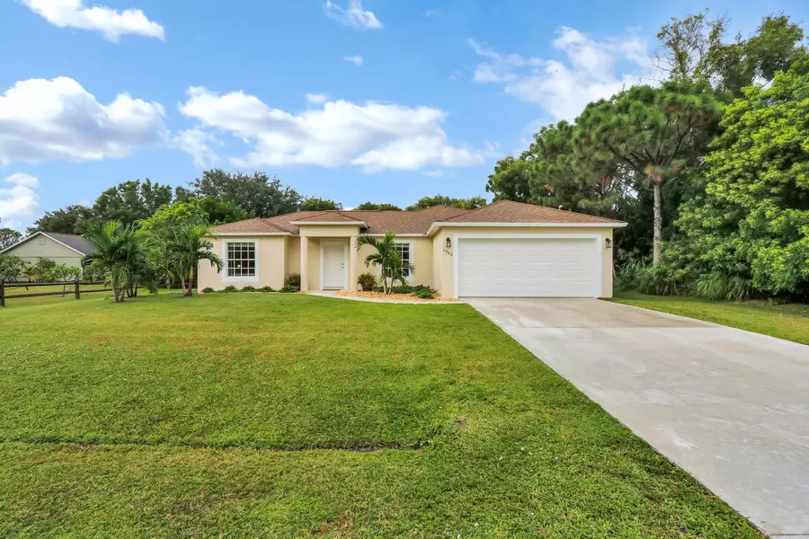 1962 SE Dranson CIR, Port Saint Lucie, FL 34952